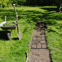 5x Forma Per Cemento, Stampo Pavimento, Stencil Per Creare I Mattoni, Path Maker, 40x40 Cm, Plastica Robusta,nero 8 5x Forma Per Cemento, Stampo Pavimento, Stencil Per Creare I Mattoni, Path Maker, 40x40 Cm, Plastica Robusta,nero -Vendite Stanley || Ks Tools || MSW 51975063 2