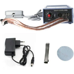 Saldatrice A Punti 5000W Saldatrice A Punti Portatile Ad Alta Potenza Saldatrici Portatili A Corrente Regolabile 0-800A Per Batteria 18650 Spina Europea (spina Europea)